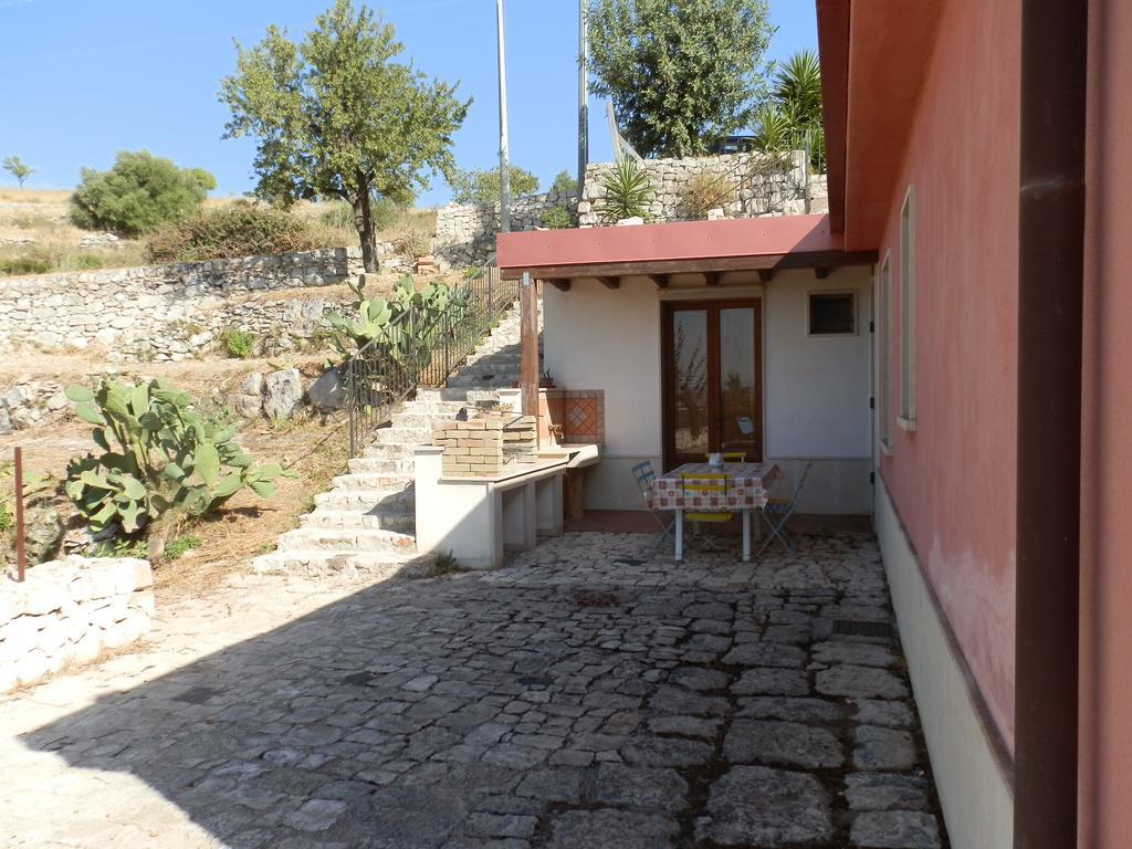 La Pietra Villa Chiaramonte Gulfi Szoba fotó