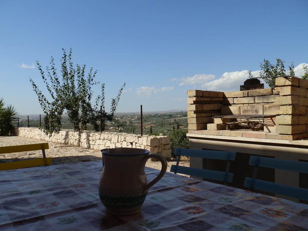La Pietra Villa Chiaramonte Gulfi Szoba fotó