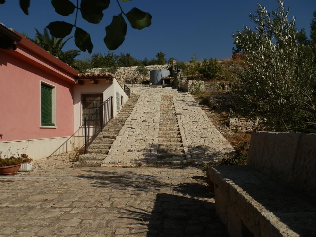 La Pietra Villa Chiaramonte Gulfi Szoba fotó